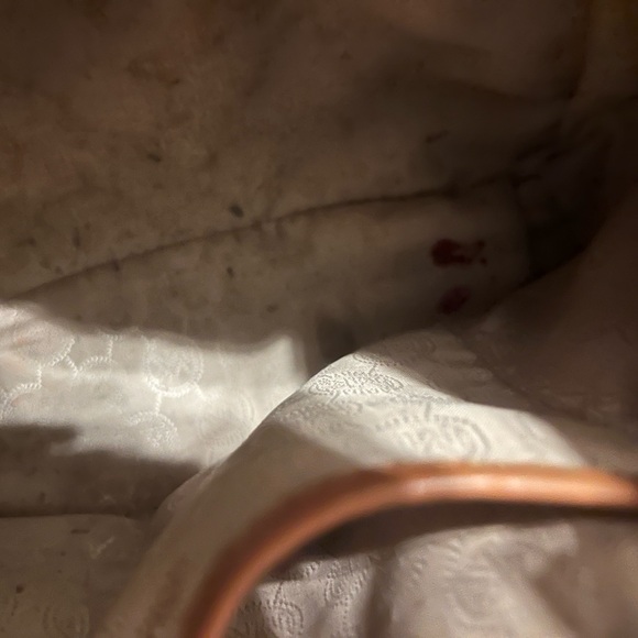 MK Purse - Picture 3 of 4